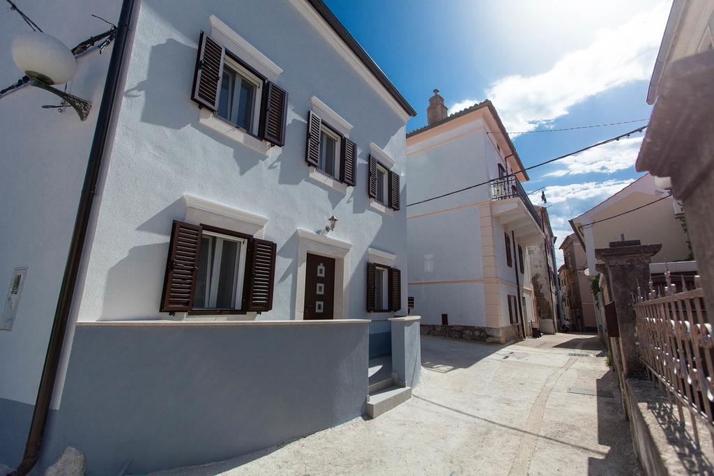 Holiday Home Nika Omišalj Zewnętrze zdjęcie
